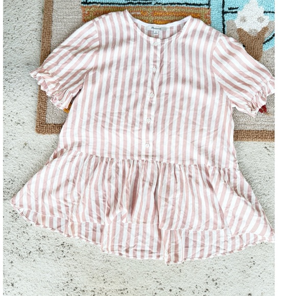 Madewell Studio Button‎ Front Peplum Ruffle-Hem Top - Picture 2 of 4
